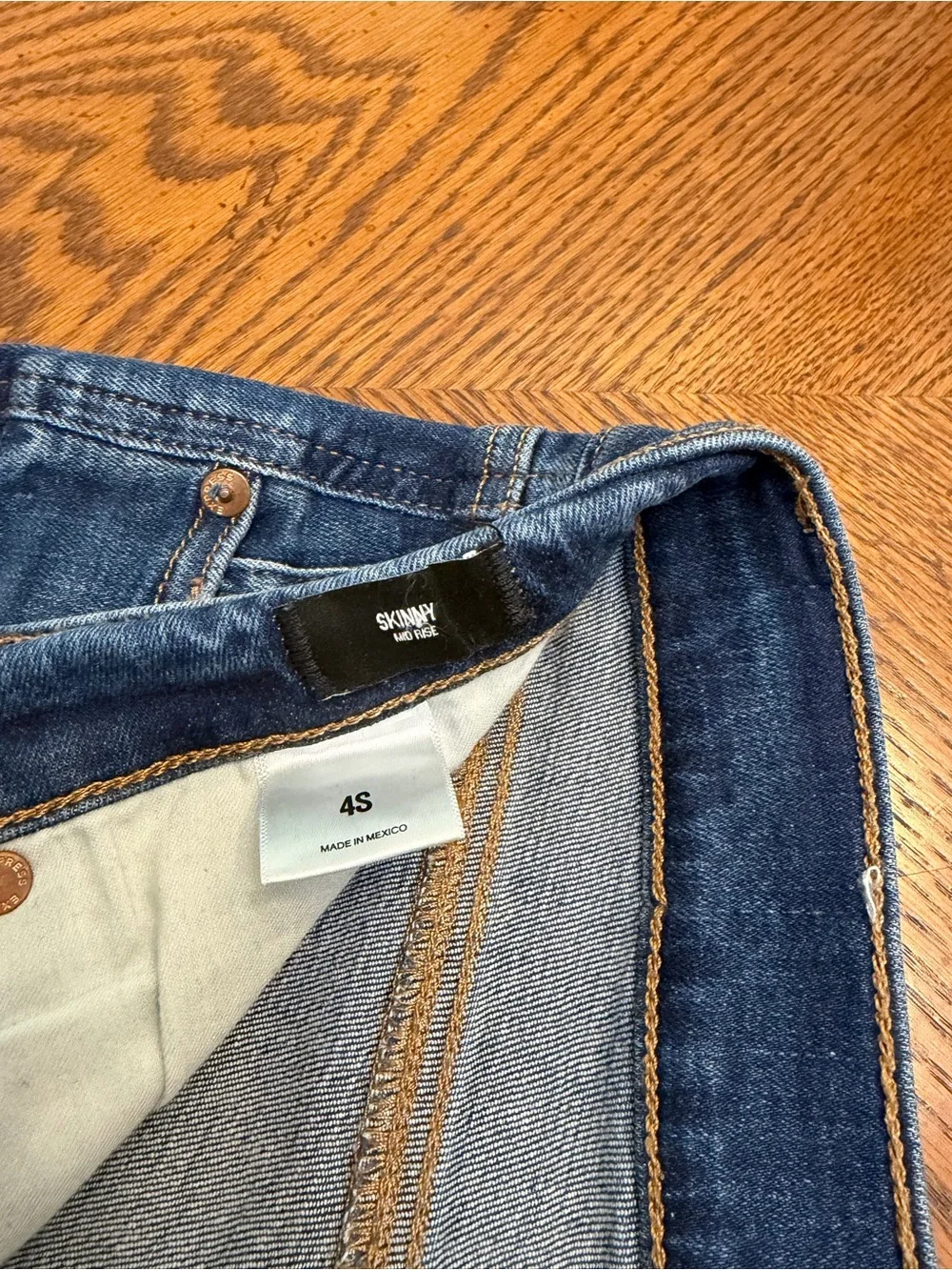 Express Women's Dark Blue Ankle Crop Jeans